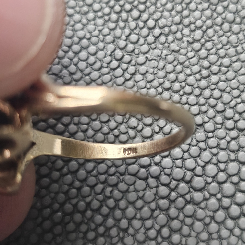10K Gold Four Stone Opal Ring - Picture 4 of 4